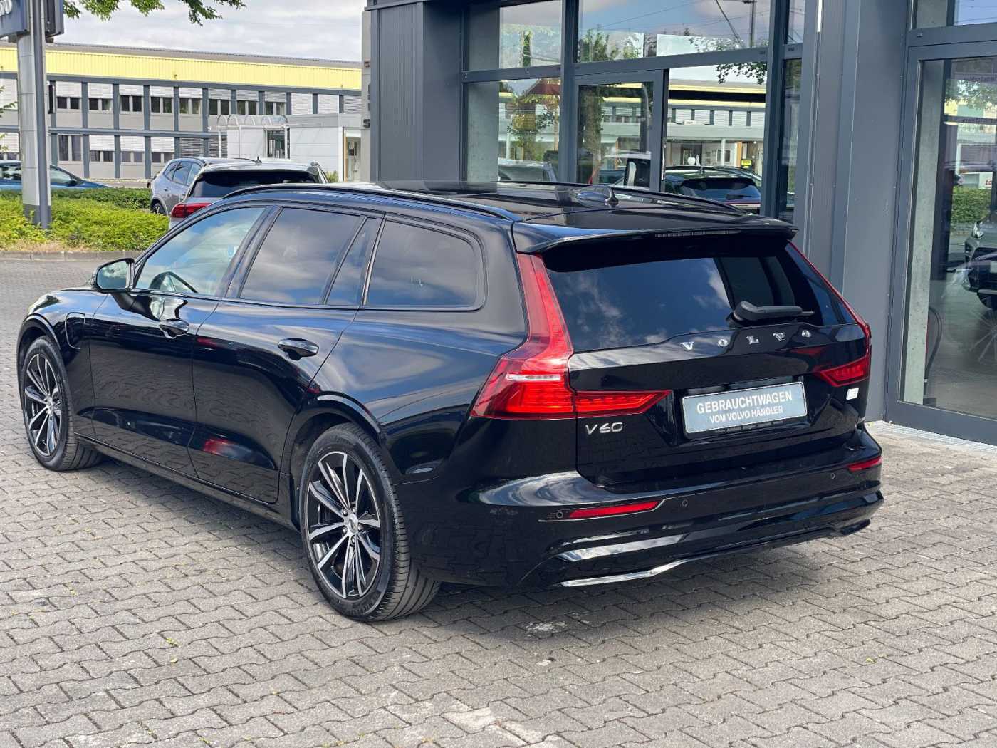 Volvo  T6 Plus Dark AWD Pano AHK ACC