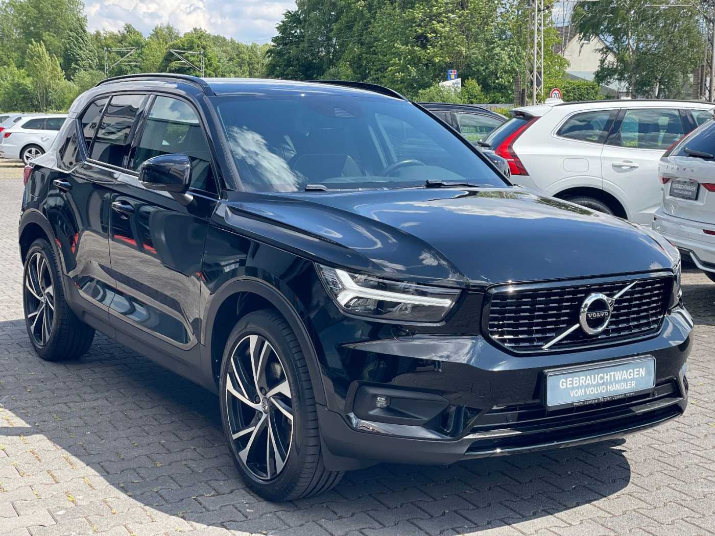 Volvo  B4 AWD R Design 20 Zoll Navi SHZ Kamera