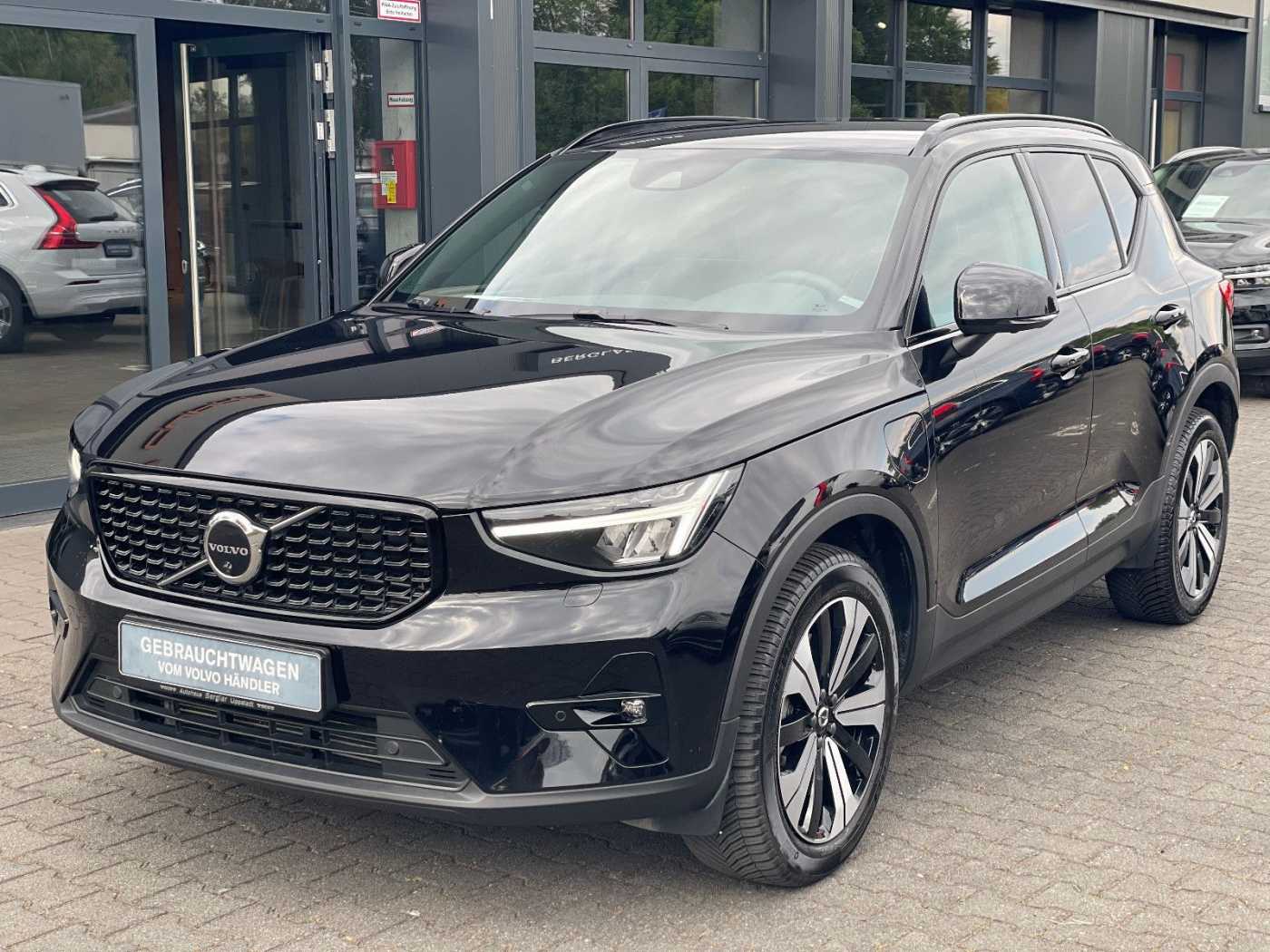 Volvo  T4 Plus Dark Recharge AHK 360* Navi 19Z