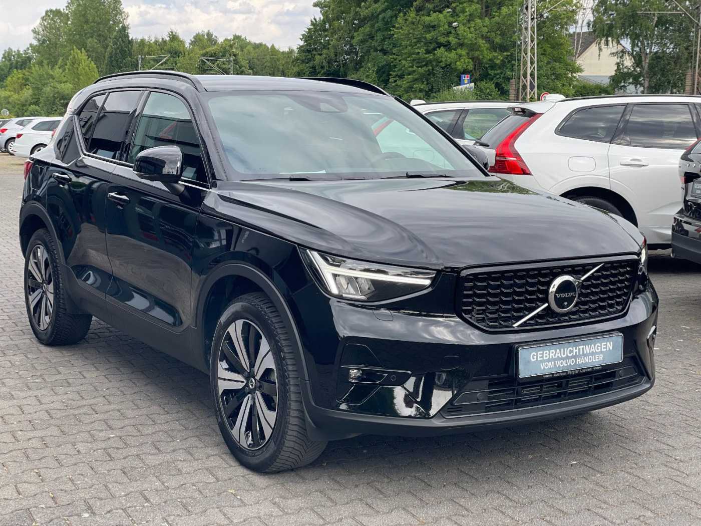 Volvo  T4 Plus Dark Recharge AHK 360* Navi 19Z