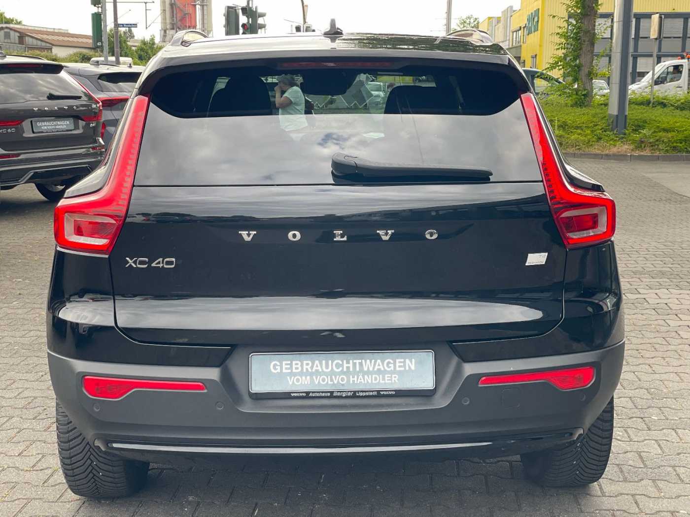 Volvo  T4 Plus Dark Recharge AHK 360* Navi 19Z