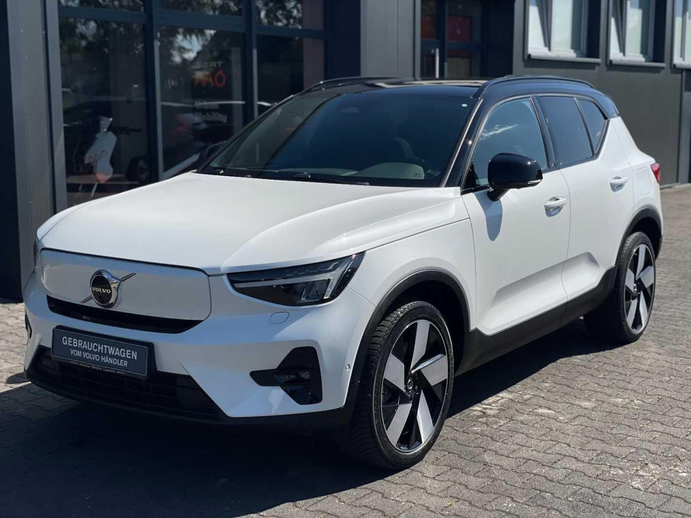Volvo  XC40 Ultimate Recharge Pure Electric AWD