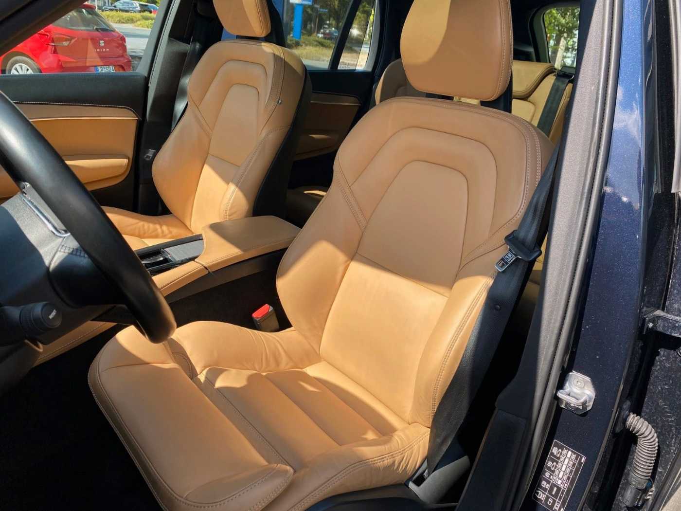 Volvo  D5 AWD Inscription, Pano, Stdhz, Luft.