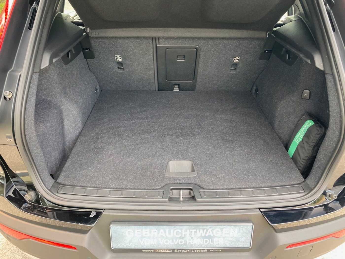 Volvo  T4 Recharge Plug-In Hybrid Core, Shz, Kamera