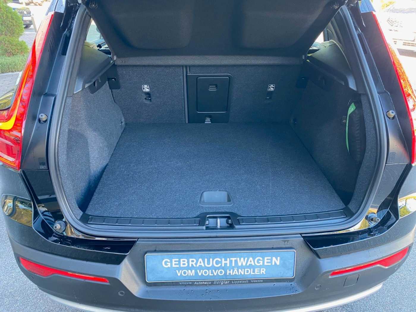 Volvo  T4 Recharge Plug-In Hybrid Core, Shz, Kamera