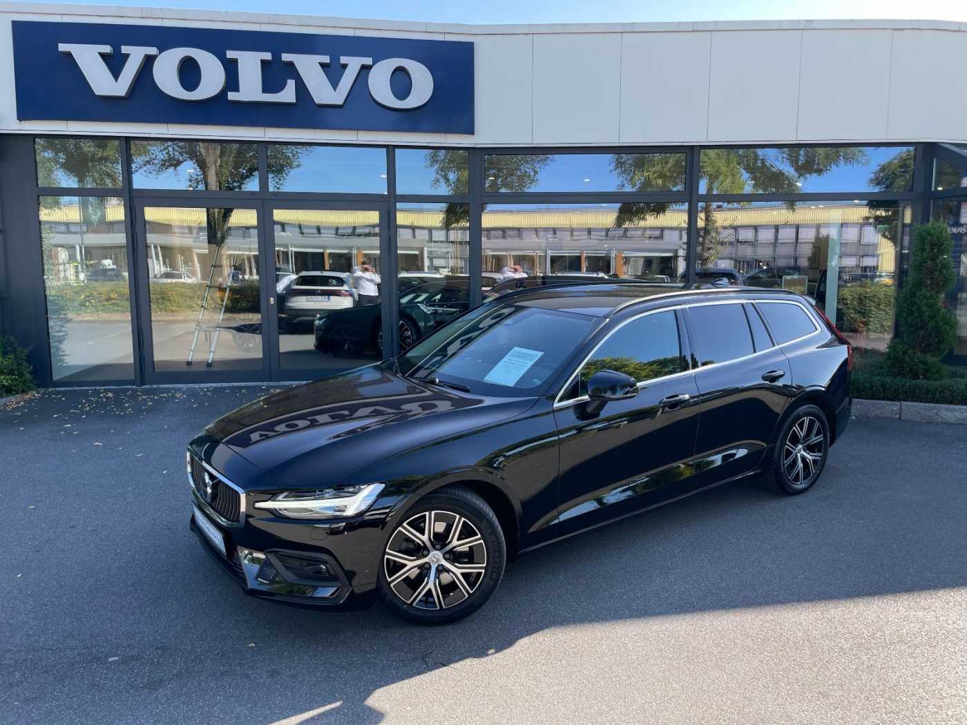 Volvo  B4D Core Navi SHZ Kamera