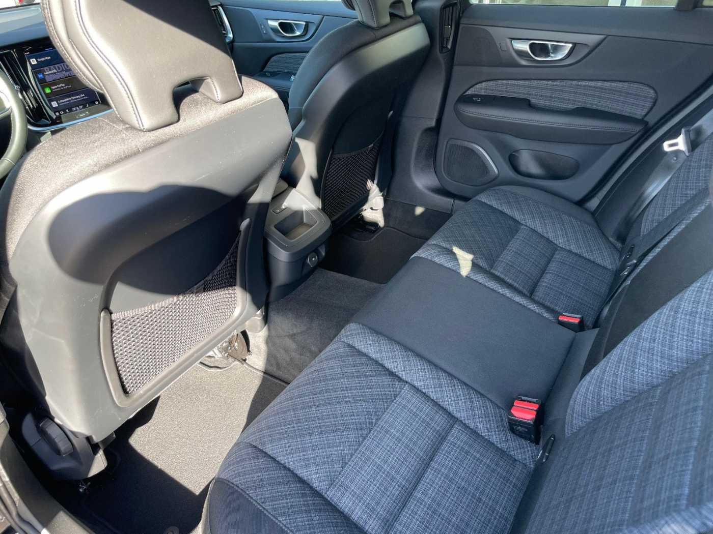 Volvo  B4D Core Navi SHZ Kamera