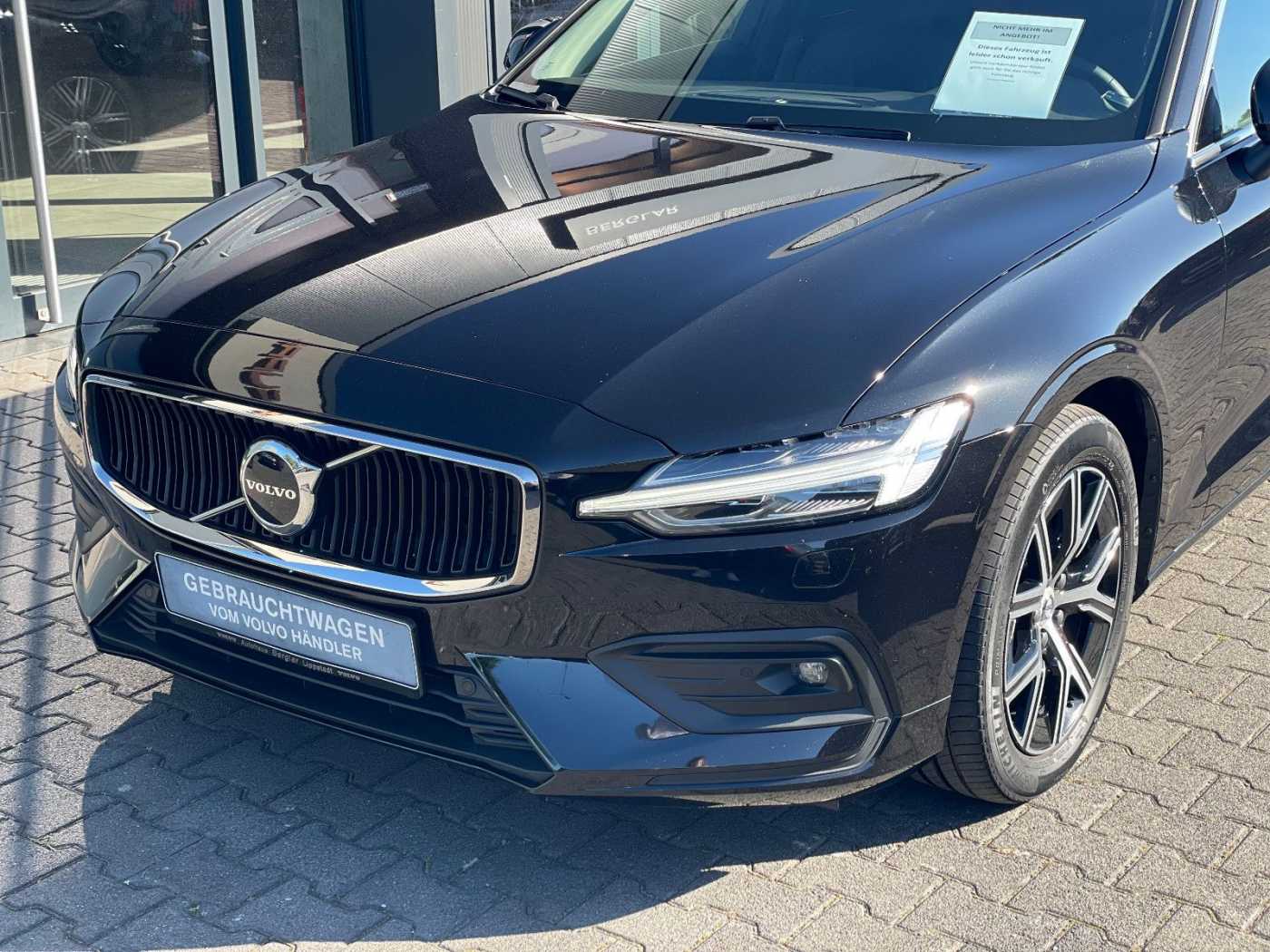 Volvo  B4D Core Navi SHZ Kamera