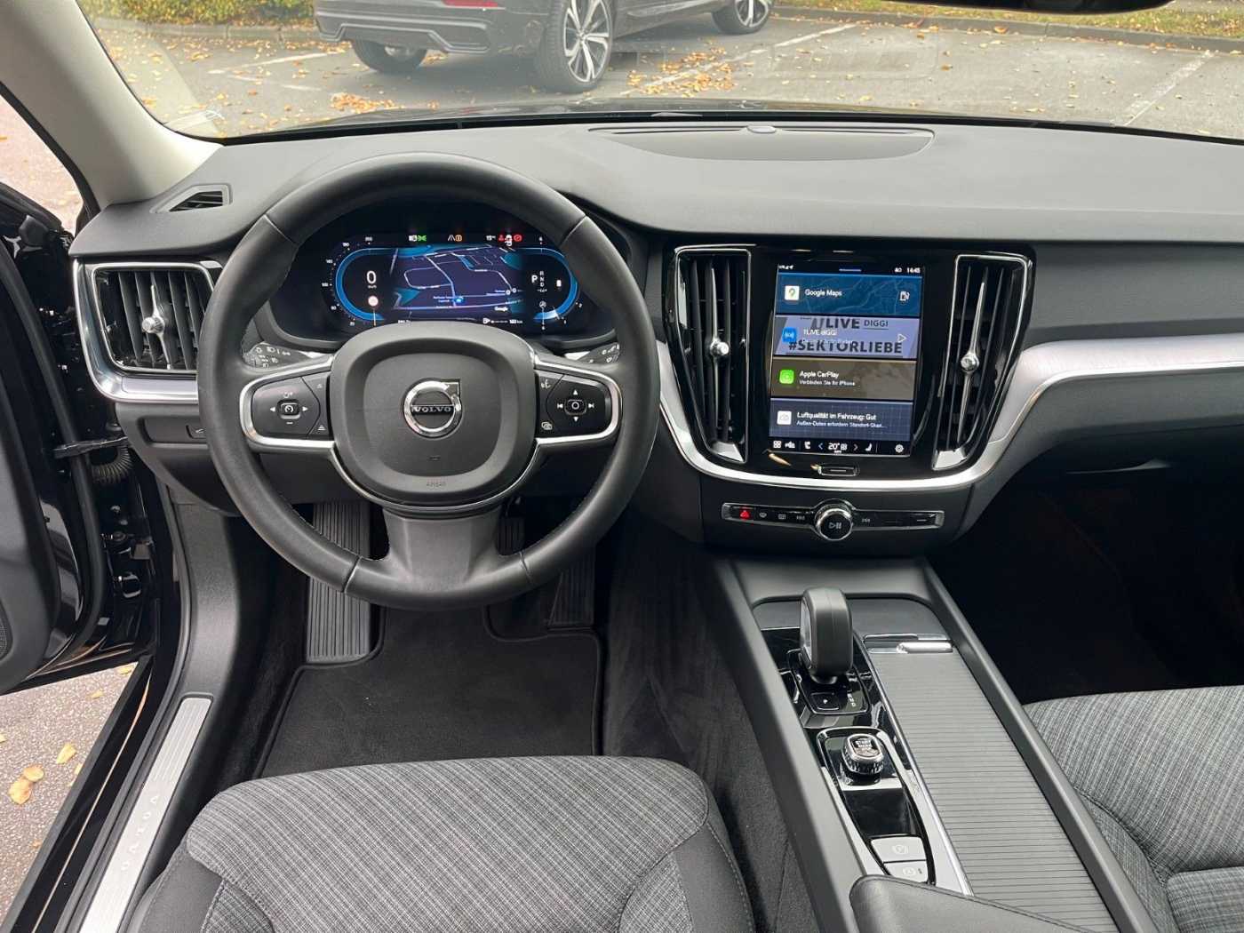 Volvo  B4D ACC Navi SHZ ToteWinkl