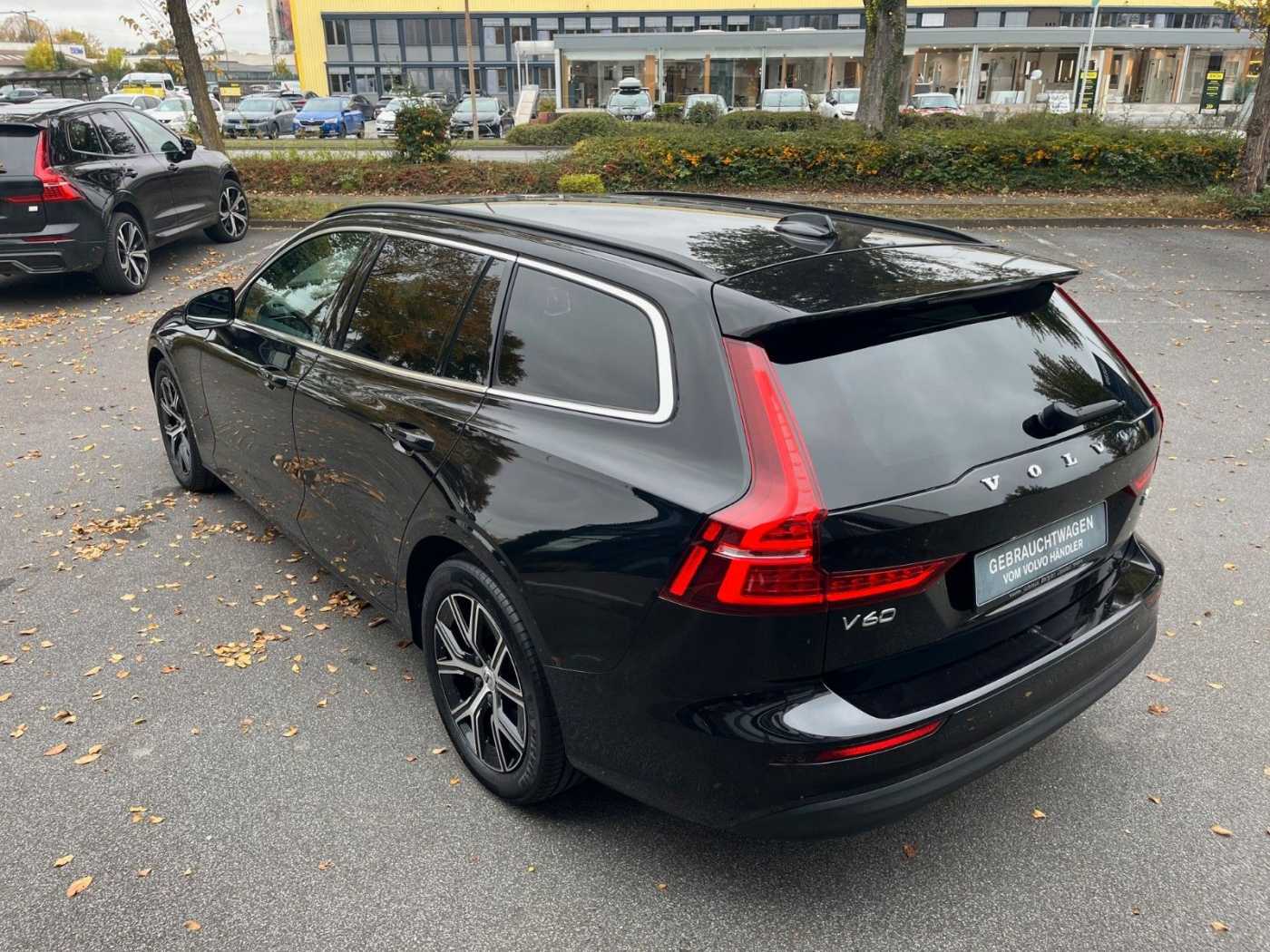 Volvo  B4D ACC Navi SHZ ToteWinkl