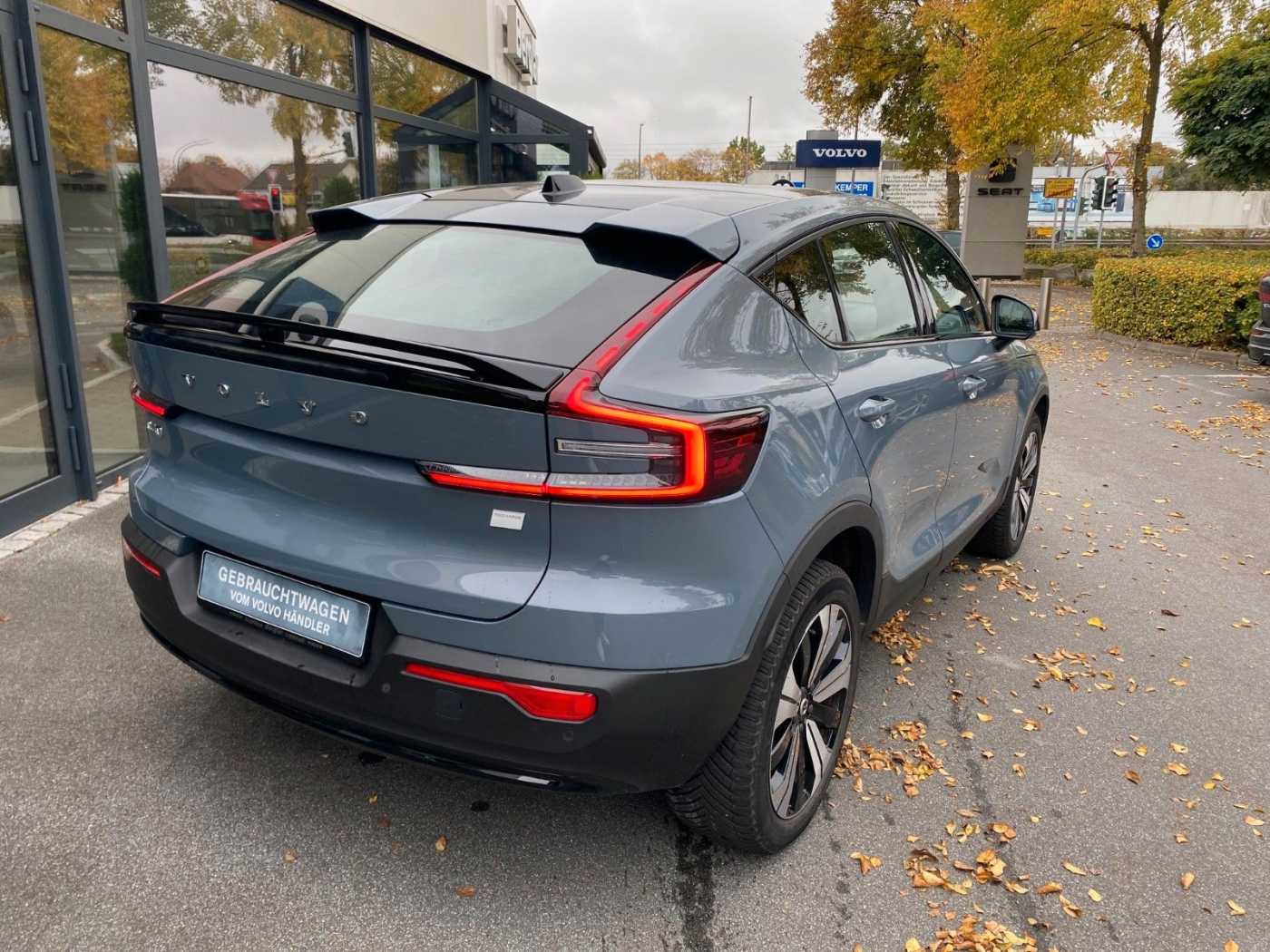 Volvo  Core Recharge Pure Electric 2WD