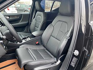 Volvo  T5  Recharge Plug-In Hybrid Ultimate Bright