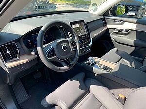 Volvo  Plus Dark T8 Recharge Plug-In Hybrid AWD