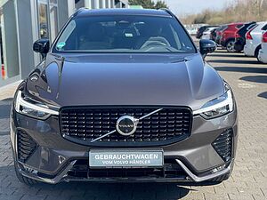 Volvo  B4 AWD R Design Pano 360* SHZ