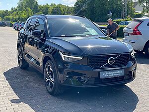 Volvo  B3 Plus Dark 2WD SHZ H/K Navi Kamera