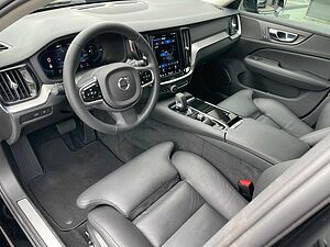 Volvo  T6 Plus Dark AWD AHK Navi SHZ