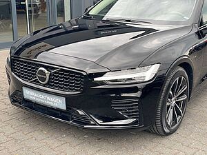 Volvo  T6 Plus Dark AWD AHK Navi SHZ
