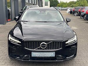 Volvo  T6 Plus Dark AWD AHK Navi SHZ