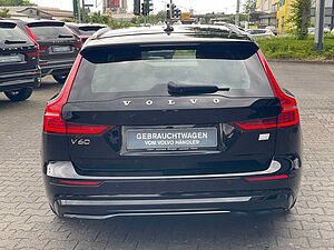 Volvo  T6 Plus Dark AWD AHK Navi SHZ