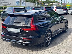 Volvo  T6 Plus Dark AWD Pano AHK ACC