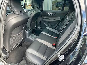 Volvo  T6 Plus Dark AWD Pano AHK ACC