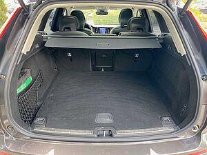 Volvo  B5 AWD Ultimate Dark