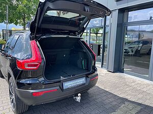 Volvo  B4 AWD R Design 20 Zoll Navi SHZ Kamera