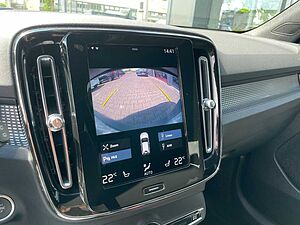 Volvo  B4 AWD R Design 20 Zoll Navi SHZ Kamera