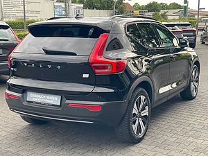 Volvo  T4 Plus Dark Recharge AHK 360* Navi 19Z