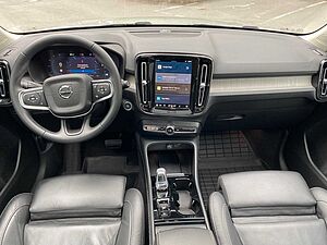 Volvo  B4 AWD Ultimate Dark, AHK, Stdhz, Leder, uvm