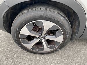 Volvo  B4 AWD Ultimate Dark, AHK, Stdhz, Leder, uvm