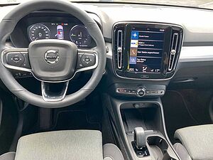 Volvo  T4 Recharge Plug-In Hybrid Core, Shz, Kamera