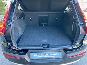 Volvo  T4 Recharge Plug-In Hybrid Core, Shz, Kamera