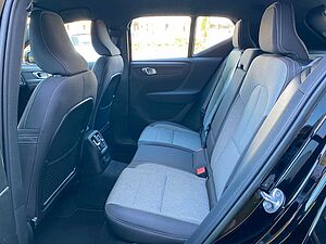 Volvo  T4 Recharge Plug-In Hybrid Core, Shz, Kamera