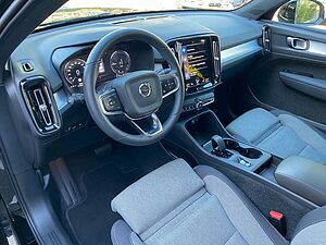 Volvo  T4 Recharge Plug-In Hybrid Core, Shz, Kamera