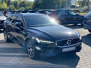 Volvo  B4D Core Navi SHZ Kamera