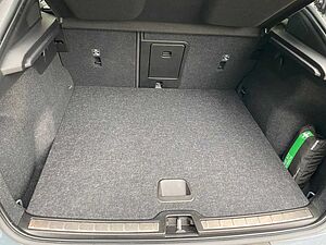 Volvo  Core Recharge Pure Electric 2WD