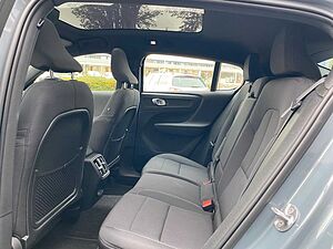 Volvo  Core Recharge Pure Electric 2WD