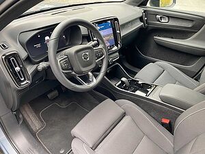 Volvo  Core Recharge Pure Electric 2WD