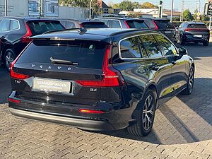 Volvo  B4D Core Navi SHZ Kamera AHK