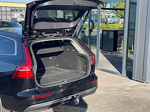 Volvo  B4D Core Navi SHZ Kamera AHK