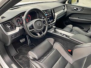 Volvo  D4 R-Design, AHK, Head-Up, Pano, uvm.