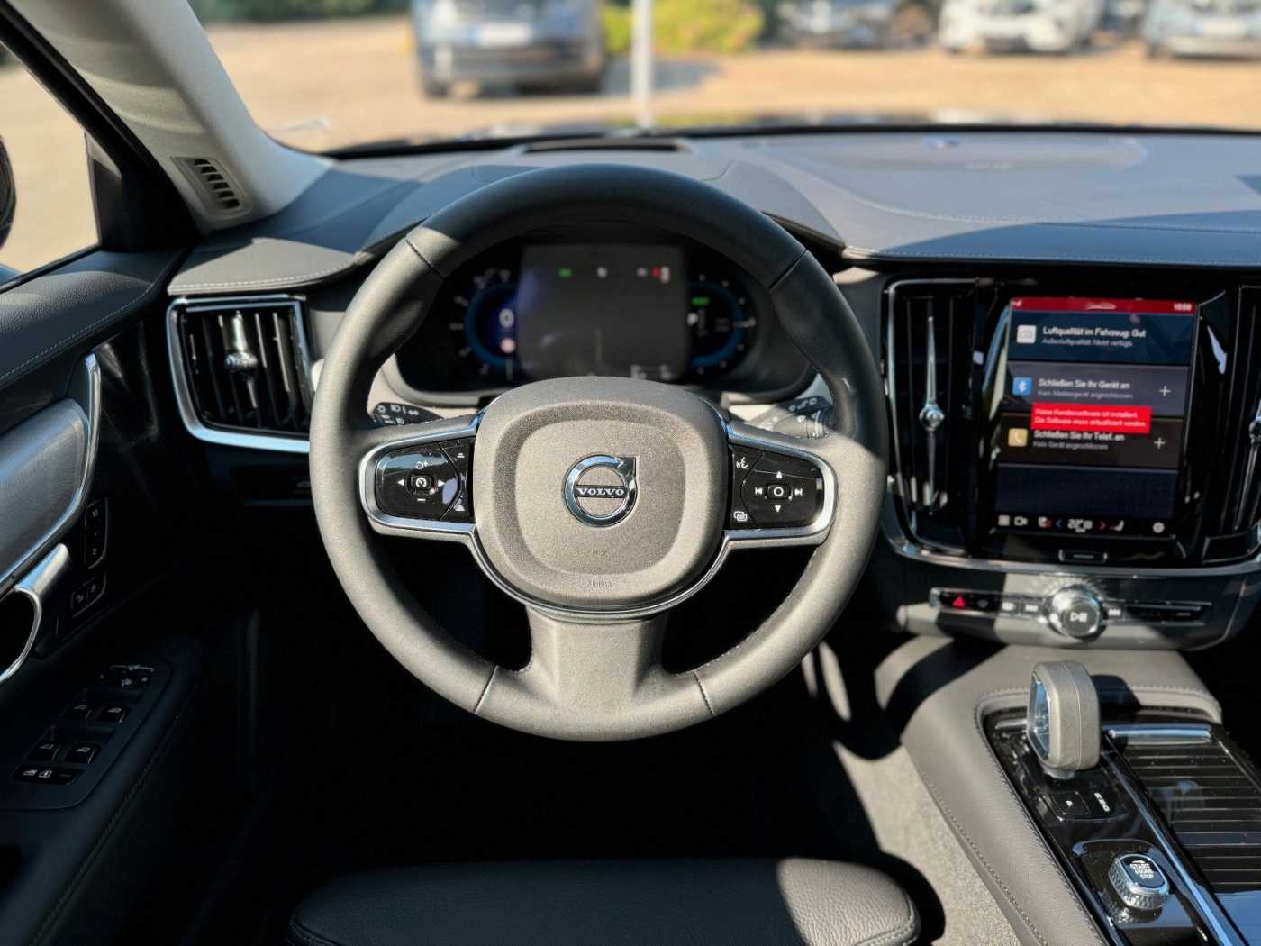 Volvo  T6 Recharge AWD PLUS DARK - Pano - 360° -