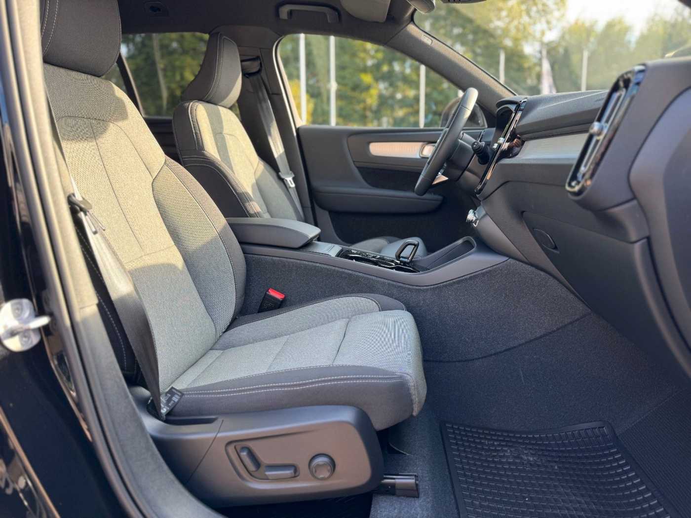 Volvo  T2 Geartr. PLUS DARK - 360 - Pilot Assist -
