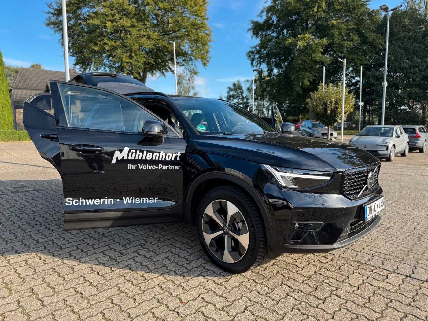 Volvo  T2 Geartr. PLUS DARK - 360 - Pilot Assist -