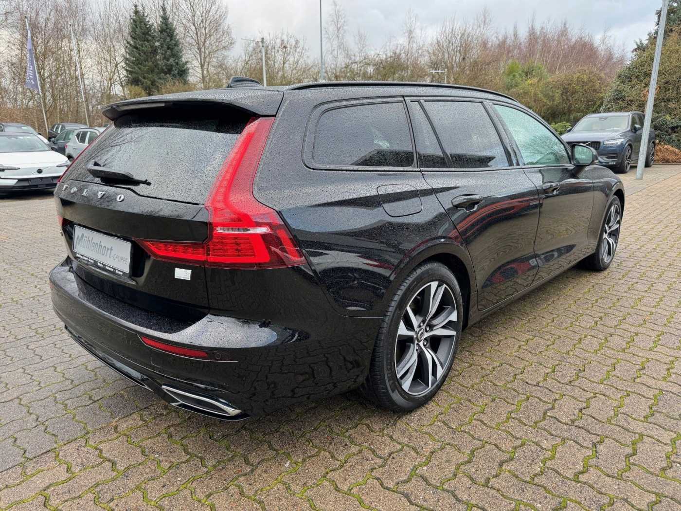 Volvo  T6 Recharge AWD Geartr. R-DESIGN -Sthzg-AHK