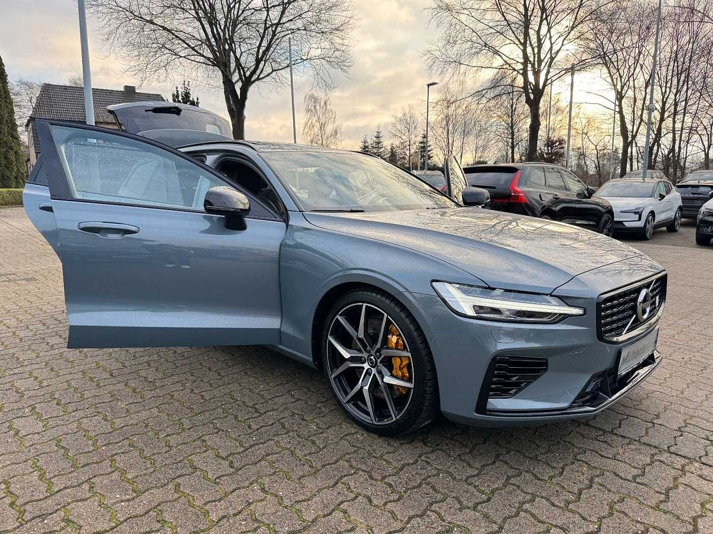 Volvo  T8 AWD Geartr. POLESTAR ENGINEERED - AHK -