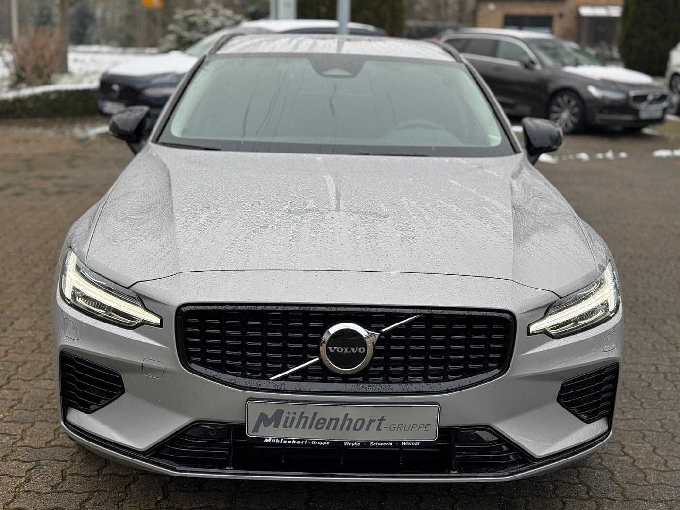 Volvo  T6 Recharge AWD Geartr. PLUS DARK - Pilot -