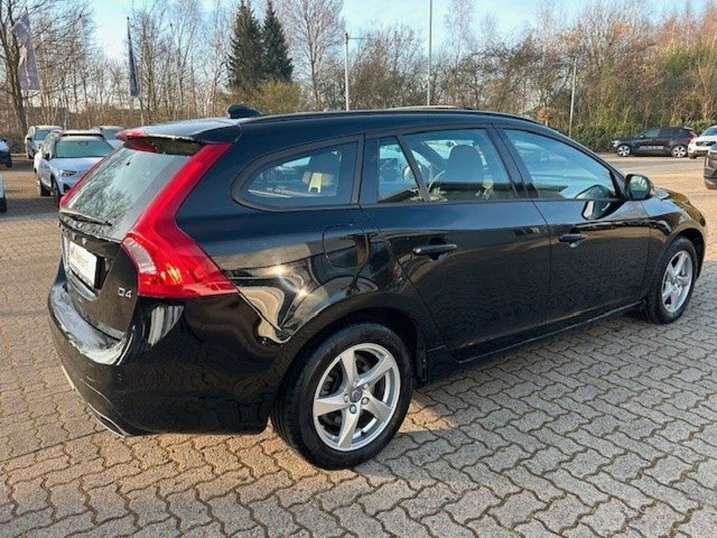 Volvo  D4 Linje Business - AHK - Scheckheft -  GSD