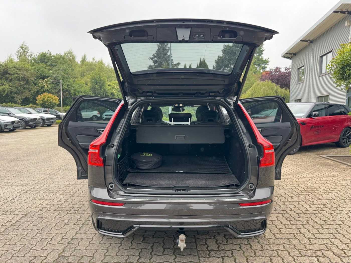Volvo  T8 Recharge AWD R-DESIGN -AHK - 360 - Sthzg